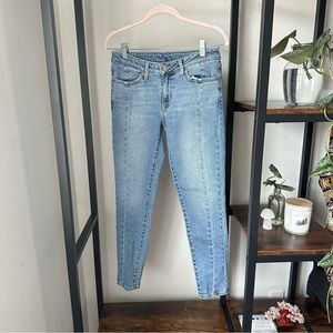Levi's Mid-rise Skinny Jeans